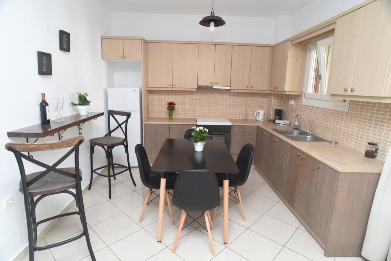 Little Yard Studios & Apartments #2 Naxos City ภายนอก รูปภาพ