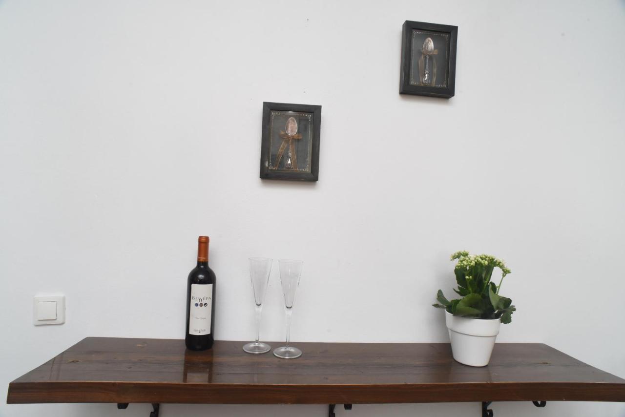 Little Yard Studios & Apartments #2 Naxos City ภายนอก รูปภาพ