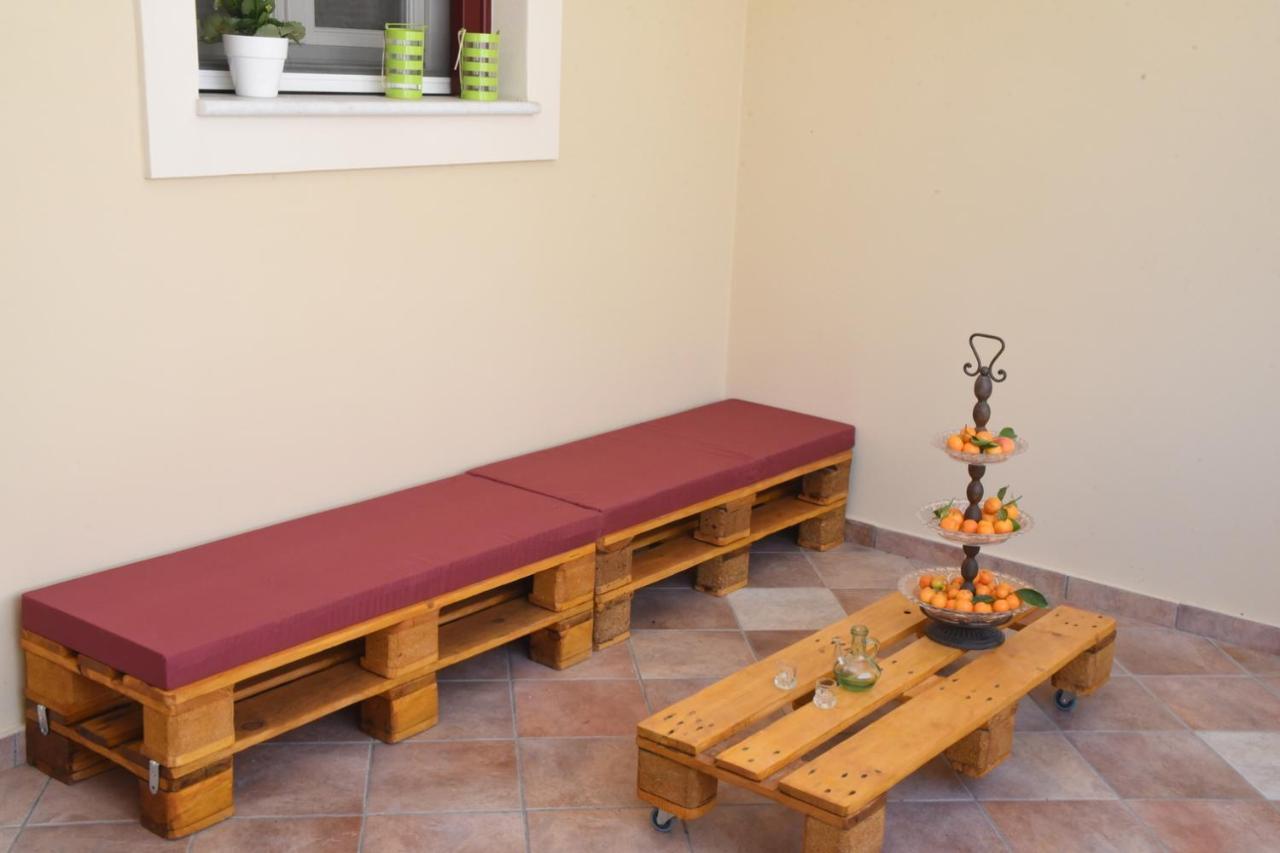 Little Yard Studios & Apartments #2 Naxos City ภายนอก รูปภาพ